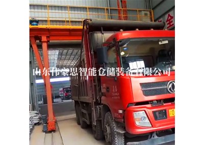 企業使用塑料顆粒裝車機器人的原因