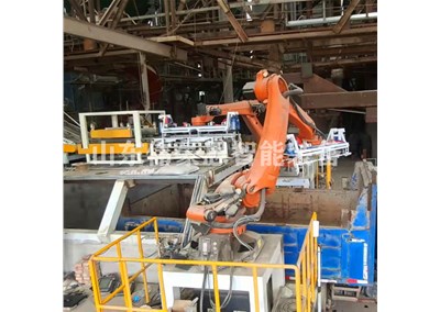 袋裝白炭黑裝車機(jī)械手 全自動(dòng)裝車機(jī)作業(yè)現(xiàn)場