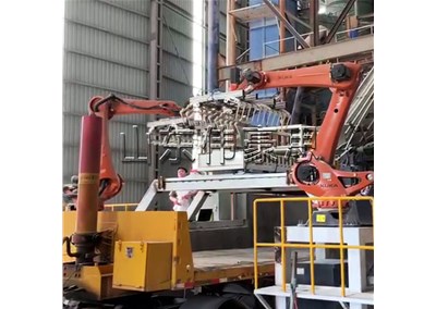 輕質(zhì)堿粉全自動裝車機(jī) 自動裝車機(jī)械手實拍
