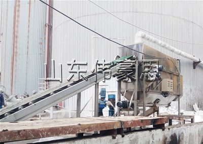 工業鹽自動拆袋機是如何工作的？
