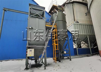 硫酸鈉自動(dòng)噸袋拆袋機(jī) 噸包破包機(jī)客戶現(xiàn)場(chǎng)